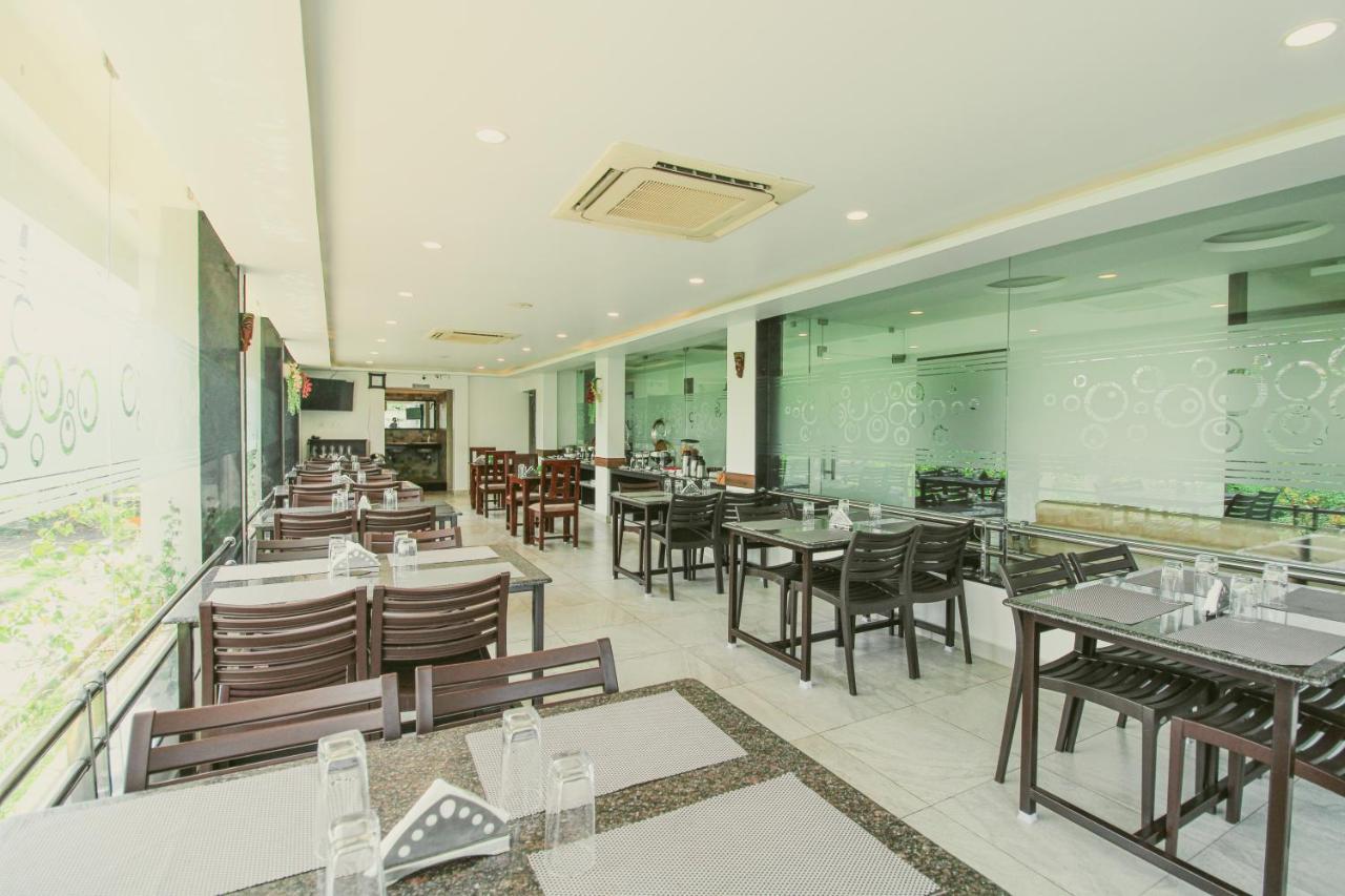 Hotel White Pearl Residency à Pondichéry Extérieur photo