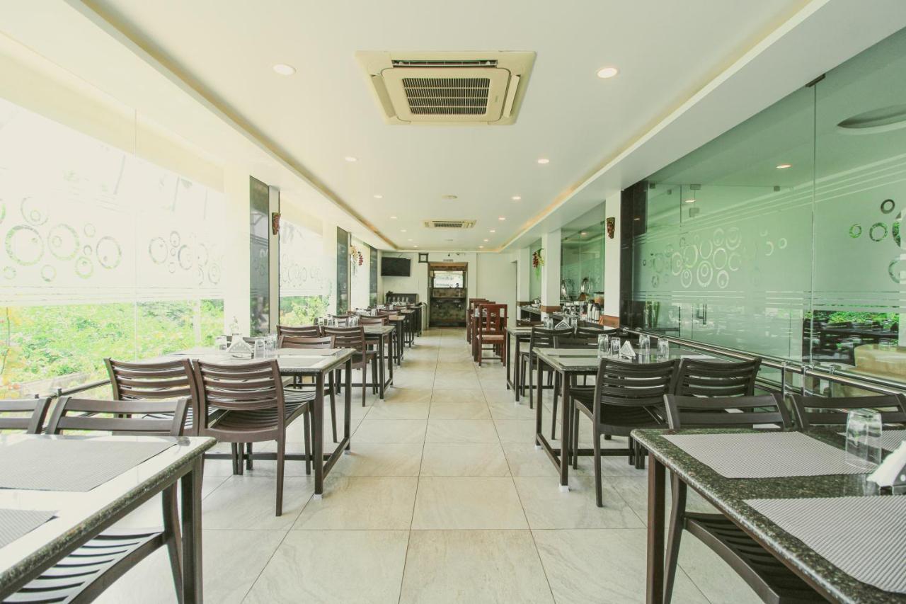 Hotel White Pearl Residency à Pondichéry Extérieur photo