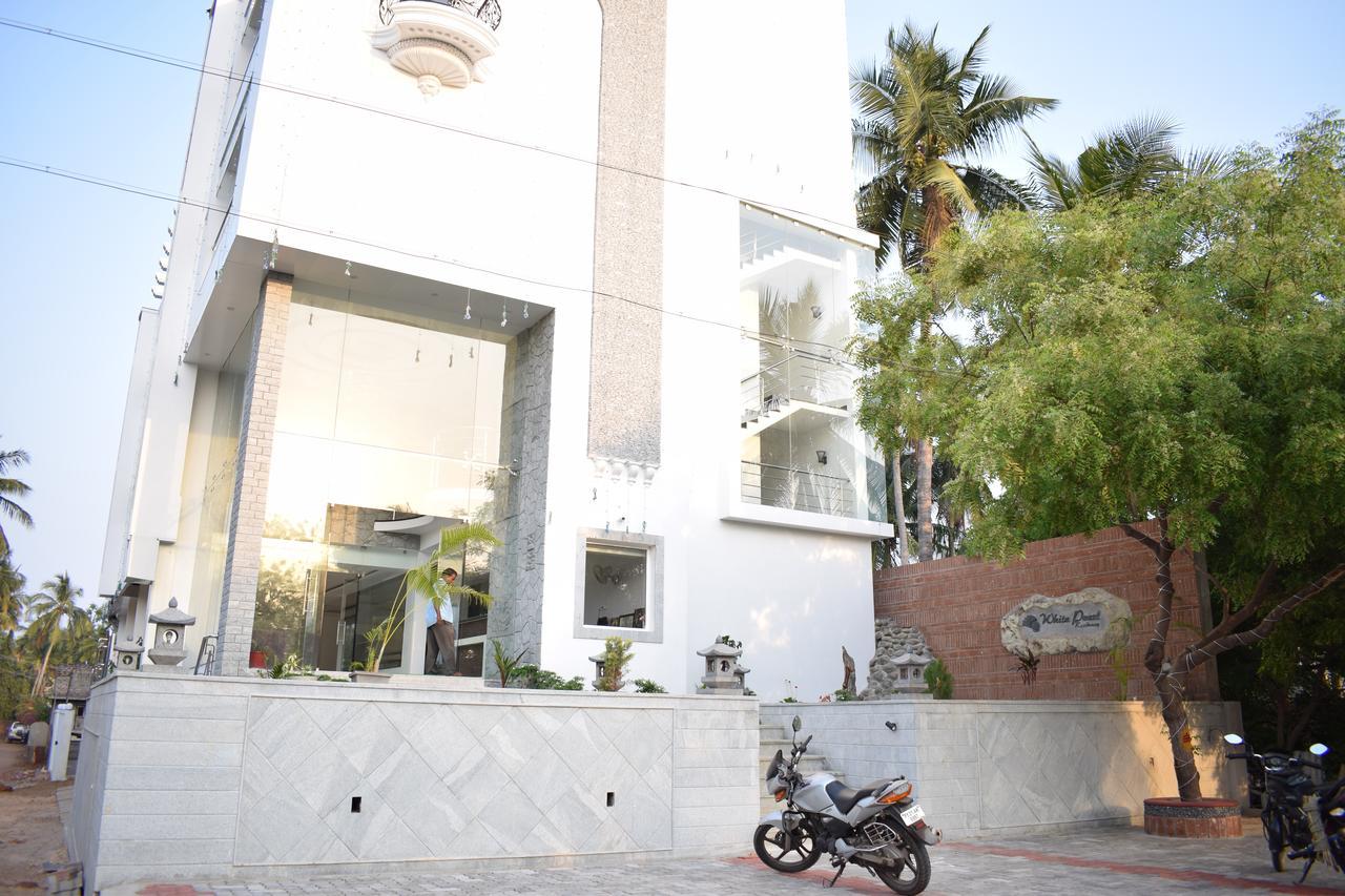 Hotel White Pearl Residency à Pondichéry Extérieur photo