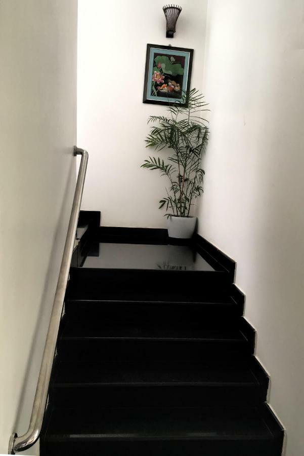 Hotel White Pearl Residency à Pondichéry Extérieur photo